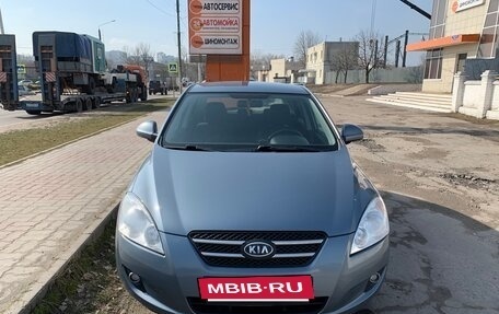 KIA cee'd I рестайлинг, 2009 год, 675 000 рублей, 2 фотография