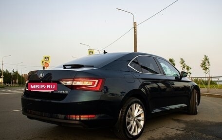Skoda Superb III рестайлинг, 2019 год, 2 499 000 рублей, 3 фотография