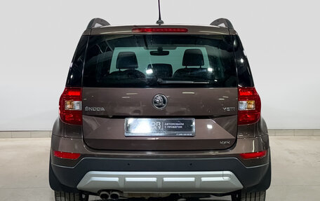 Skoda Yeti I рестайлинг, 2017 год, 1 600 000 рублей, 6 фотография