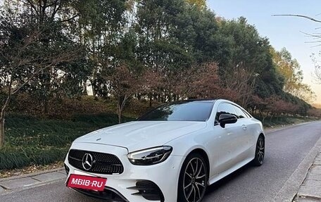 Mercedes-Benz E-Класс, 2021 год, 3 300 000 рублей, 3 фотография