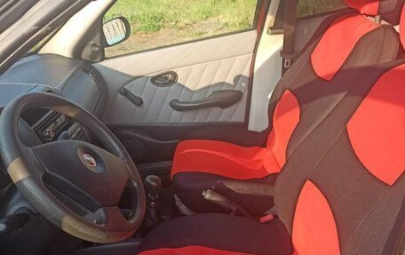Fiat Albea I рестайлинг, 2011 год, 249 000 рублей, 3 фотография