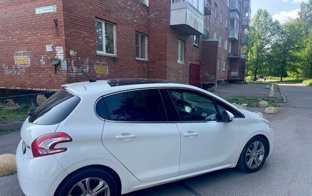 Peugeot 208 II, 2013 год, 837 000 рублей, 2 фотография