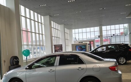 Toyota Corolla, 2010 год, 3 фотография