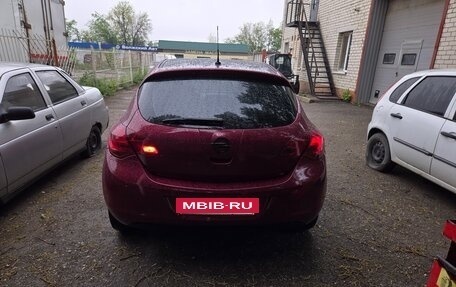 Opel Astra J, 2010 год, 554 000 рублей, 3 фотография
