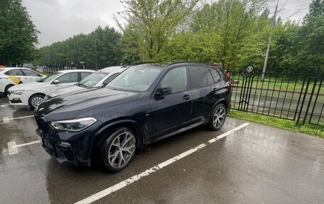 BMW X5, 2021 год, 9 000 000 рублей, 3 фотография