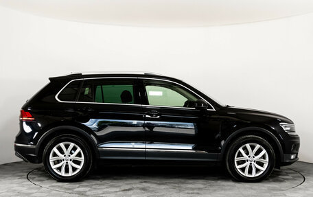 Volkswagen Tiguan II, 2018 год, 2 550 000 рублей, 4 фотография