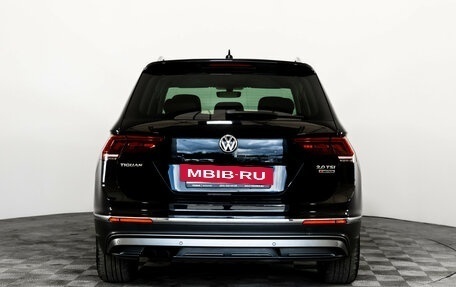 Volkswagen Tiguan II, 2018 год, 2 550 000 рублей, 6 фотография
