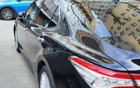 Toyota Camry, 2019 год, 2 600 000 рублей, 6 фотография