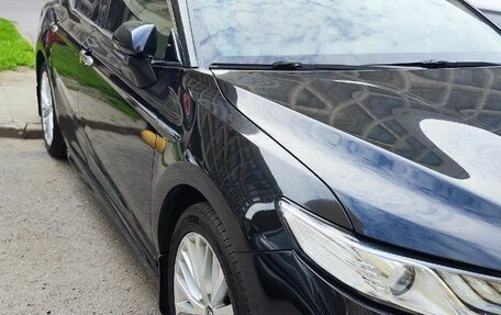 Toyota Camry, 2019 год, 2 600 000 рублей, 4 фотография