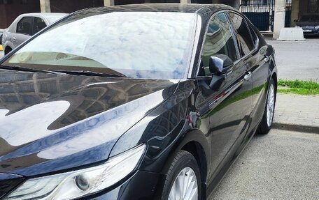 Toyota Camry, 2019 год, 2 600 000 рублей, 5 фотография