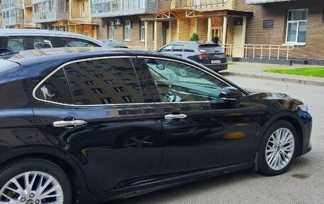 Toyota Camry, 2019 год, 2 600 000 рублей, 8 фотография