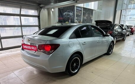Chevrolet Cruze II, 2014 год, 777 777 рублей, 4 фотография