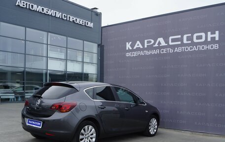 Opel Astra J, 2011 год, 720 000 рублей, 2 фотография