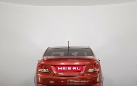 Hyundai Solaris II рестайлинг, 2013 год, 5 фотография