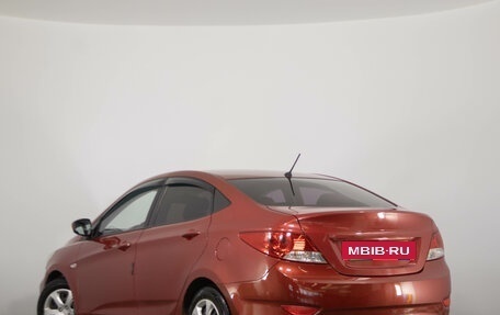Hyundai Solaris II рестайлинг, 2013 год, 4 фотография
