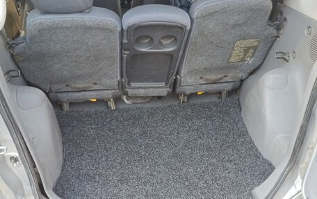 Toyota FunCargo, 2000 год, 420 000 рублей, 3 фотография