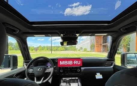 Lexus GX, 2025 год, 14 000 000 рублей, 2 фотография