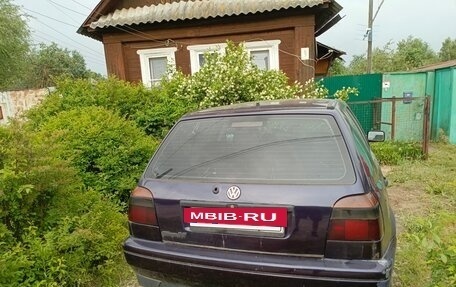 Volkswagen Golf III, 1997 год, 260 000 рублей, 2 фотография