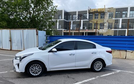 KIA Rio IV, 2021 год, 1 620 000 рублей, 4 фотография