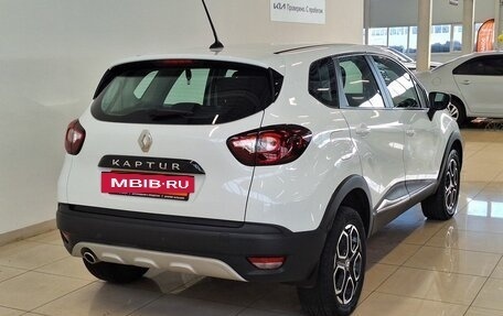Renault Kaptur I рестайлинг, 2021 год, 1 570 000 рублей, 4 фотография