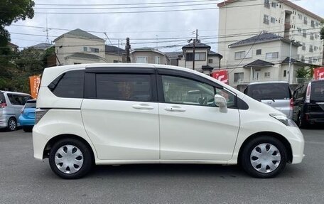 Honda Freed I, 2014 год, 740 000 рублей, 5 фотография
