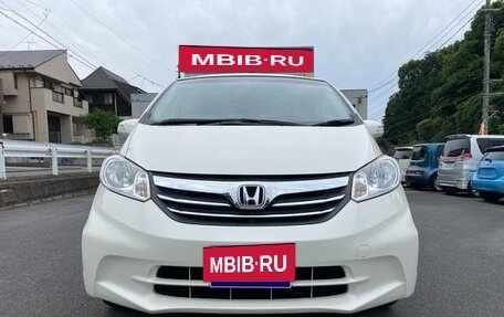 Honda Freed I, 2014 год, 740 000 рублей, 2 фотография