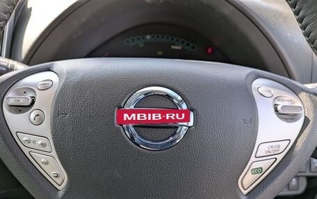 Nissan Leaf I, 2017 год, 850 000 рублей, 2 фотография