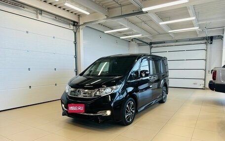 Honda Stepwgn IV, 2016 год, 2 349 900 рублей, 2 фотография