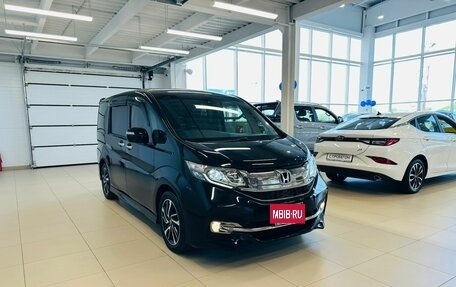 Honda Stepwgn IV, 2016 год, 2 349 900 рублей, 8 фотография