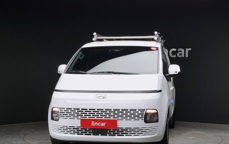 Hyundai Staria, 2022 год, 2 303 334 рублей, 4 фотография