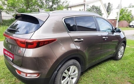 KIA Sportage IV рестайлинг, 2017 год, 1 990 000 рублей, 2 фотография