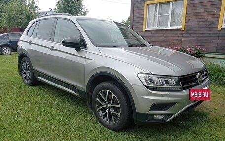 Volkswagen Tiguan II, 2019 год, 2 600 000 рублей, 4 фотография