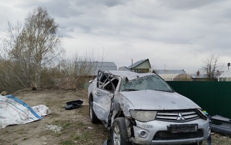 Mitsubishi L200 IV рестайлинг, 2011 год, 680 000 рублей, 3 фотография