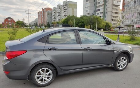 Hyundai Solaris II рестайлинг, 2012 год, 710 000 рублей, 5 фотография