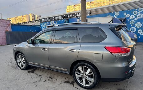 Nissan Pathfinder, 2014 год, 1 870 000 рублей, 5 фотография