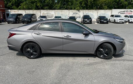 Hyundai Elantra, 2021 год, 2 200 000 рублей, 4 фотография