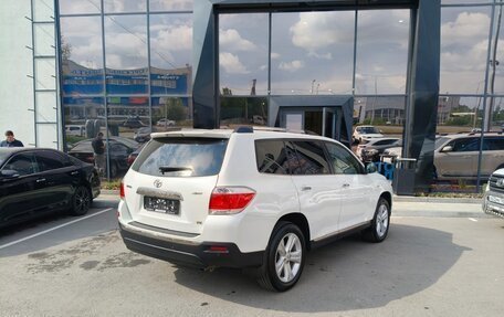Toyota Highlander III, 2011 год, 5 фотография