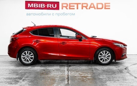 Mazda 3, 2018 год, 1 600 000 рублей, 4 фотография