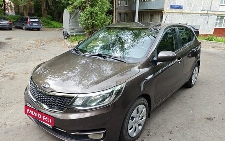 KIA Rio III рестайлинг, 2015 год, 1 100 000 рублей, 2 фотография