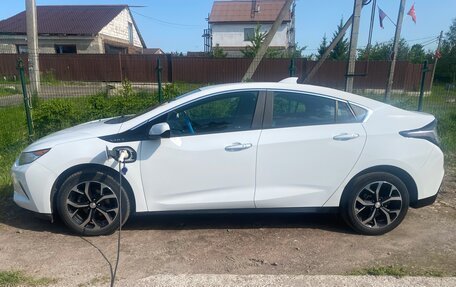 Chevrolet Volt II, 2016 год, 1 690 000 рублей, 4 фотография