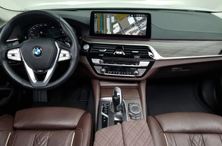 BMW 5 серия G30, 2020 год, 5 380 000 рублей, 6 фотография