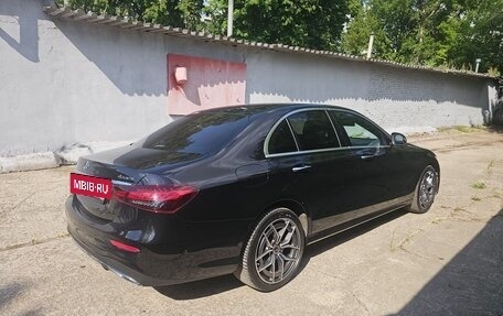 Mercedes-Benz E-Класс, 2020 год, 4 580 000 рублей, 2 фотография