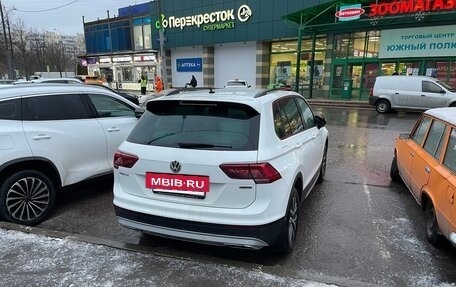 Volkswagen Tiguan II, 2019 год, 3 200 000 рублей, 3 фотография
