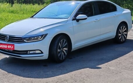 Volkswagen Passat B8 рестайлинг, 2019 год, 2 990 000 рублей, 2 фотография