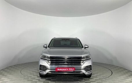 Volkswagen Touareg III, 2019 год, 4 742 000 рублей, 2 фотография