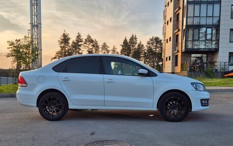 Volkswagen Polo VI (EU Market), 2016 год, 690 000 рублей, 3 фотография