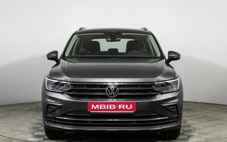 Volkswagen Tiguan II, 2021 год, 3 099 700 рублей, 2 фотография