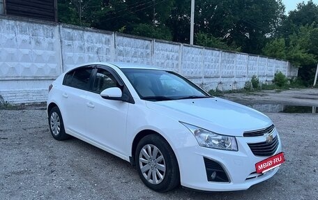 Chevrolet Cruze II, 2014 год, 830 000 рублей, 2 фотография