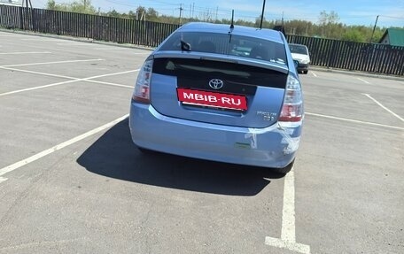 Toyota Prius, 2008 год, 730 000 рублей, 3 фотография