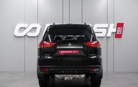 Mitsubishi Pajero Sport II рестайлинг, 2014 год, 1 999 000 рублей, 4 фотография